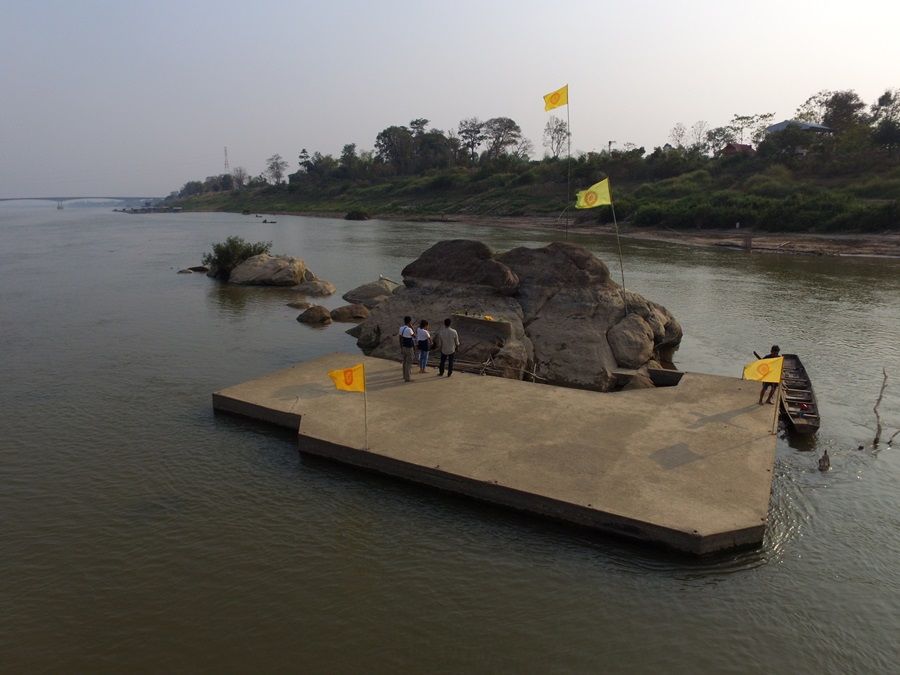 รอยพระพุทธบาท 2,500 ปี สถานที่ที่อุดมไปด้วยแม่น้ำอันกว้างขวาง